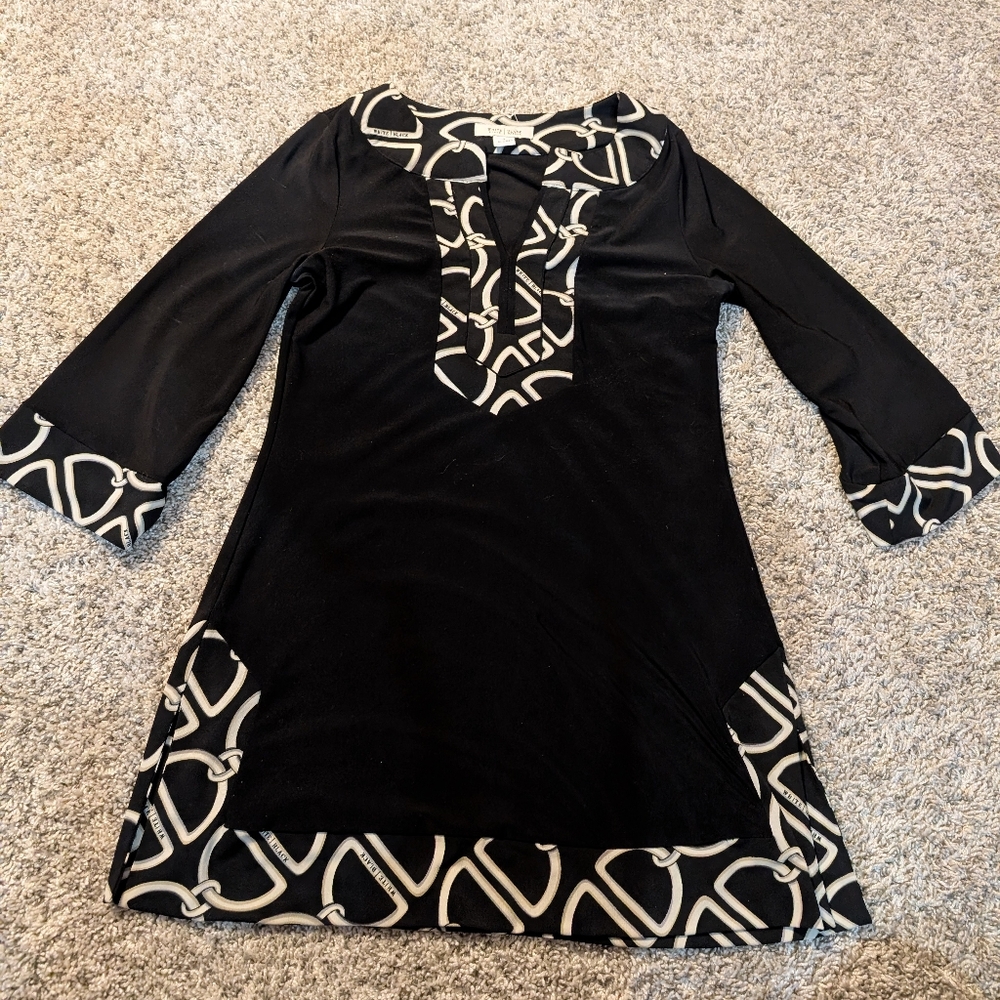 White House black market tunic